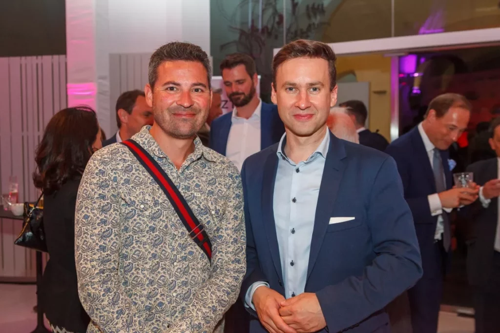 Stephan Ifkovits und Matthias Haumer vom OBSERVER beim Finance Marketer of the Year 2021