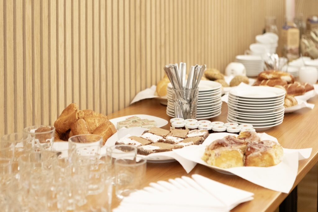 PRVA: Onboarding-Breakfast bei OBSERVER 2026